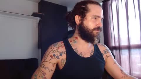 Snapshot of kingcat420 chatting on November 2025 06:30:01 PM Jake online show from November 2025 06:30:01 PM