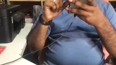 kingcobra_08 online show from June 2026 08:01:01 AM