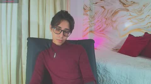 kingdanny_8 online show from February 2026 01:54:02 AM