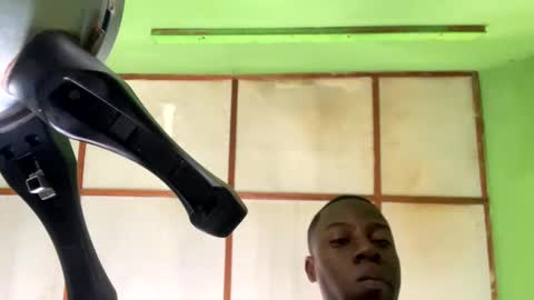 Snapshot of kingdavidmaster chatting on December 2024 07:43:02 PM King online show from December 2024 07:43:02 PM