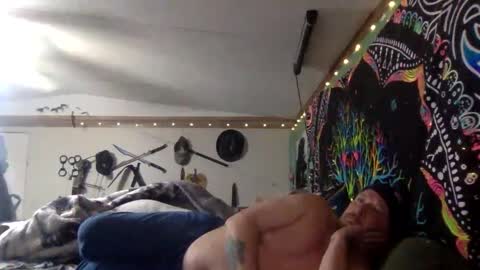 Snapshot of kingdawgg77 chatting on January 2025 04:26:01 AM Jerry online show from January 2025 04:26:01 AM