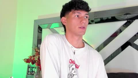  A L E X  online show from January 2025 05:09:01 AM