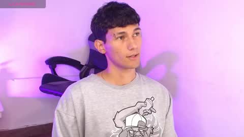  A L E X  online show from November 2025 03:50:02 AM