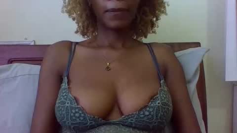 Rena-sexy online show from February 2026 10:33:01 AM