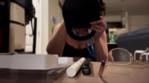 Snapshot of kinkbitch25 chatting on January 2025 12:42:02 AM Kinkbitch online show from January 2025 12:42:02 AM