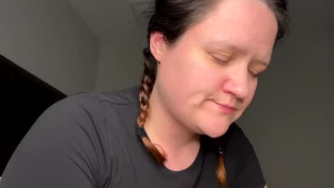 Snapshot of kinkbitch25 chatting on February 2026 12:14:02 AM Kinkbitch online show from February 2026 12:14:02 AM