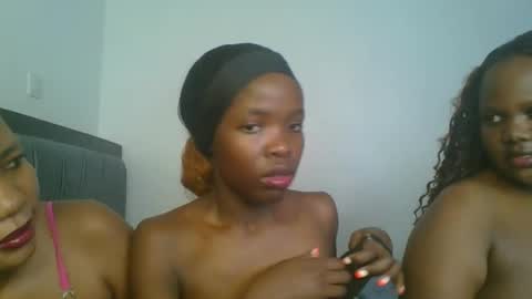 kinky_aria online show from October 2025 05:55:01 PM