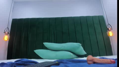 Snapshot of kinky_dakota chatting on January 2026 07:11:01 PM dakota online show from January 2026 07:11:01 PM