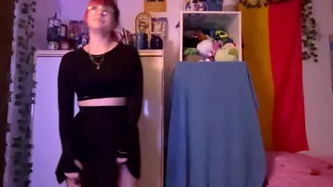 kinky_liv online show from April 2026 12:19:01 AM