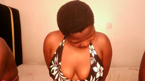 Lola online show from October 2025 02:58:02 PM