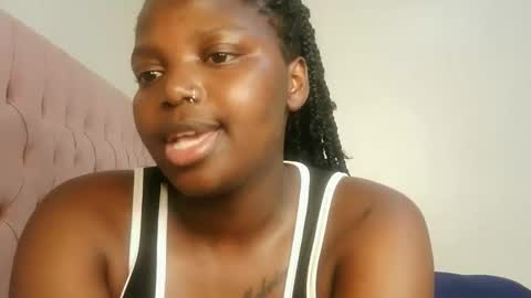 Lola online show from February 2026 12:51:01 AM