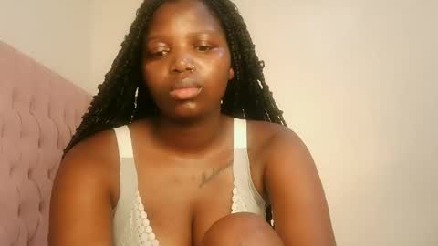 Lola online show from March 2026 07:47:02 AM