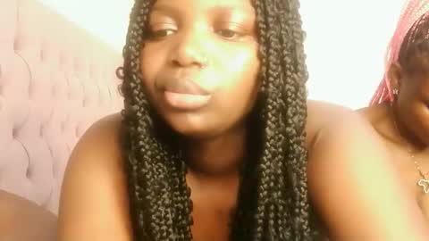 Lola online show from March 2026 07:38:01 AM