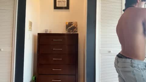 Snapshot of kinkybuffboy chatting on October 2025 09:02:02 PM kinkybuffboy online show from October 2025 09:02:02 PM