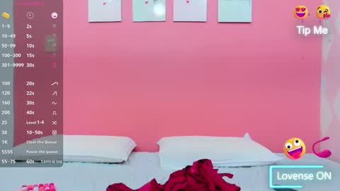 kinkycutegirll online show from September 2025 01:33:02 PM