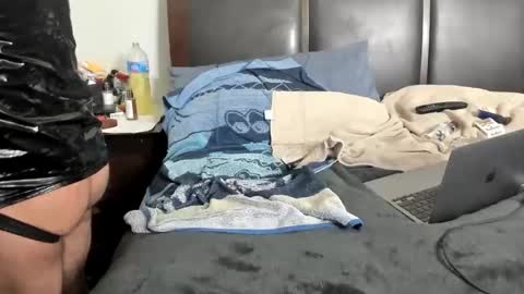 Kinkyguy323232 online show from January 2025 09:39:01 AM