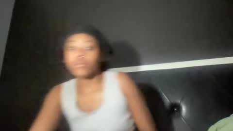 Bunniii online show from February 2025 12:07:01 AM