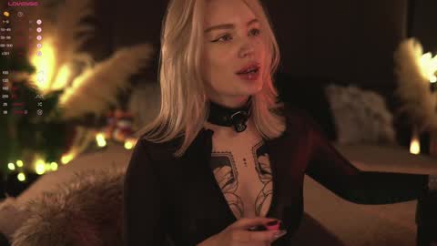 kinkylina_ online show from January 2025 10:07:02 AM