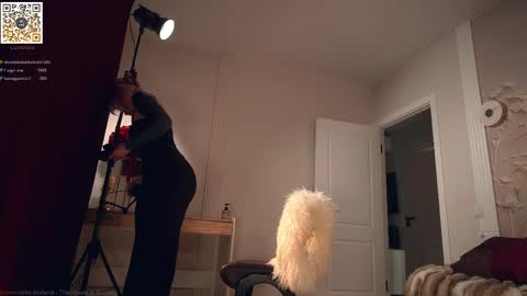 kinkylina_ online show from April 2026 05:30:01 PM