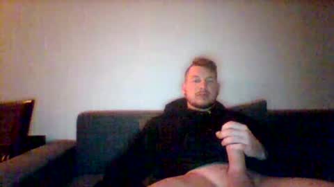 kinkylionboy online show from March 2025 09:22:01 PM