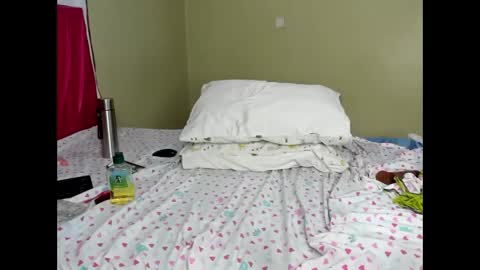 Kinky online show from February 2025 12:48:02 AM