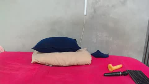 kinkynaghty online show from May 2026 03:12:01 AM