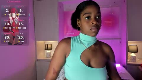 M A R A  online show from November 2025 11:43:01 AM