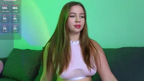 Snapshot of kira_briis chatting on July 2026 07:07:01 PM Kira Briis online show from July 2026 07:07:01 PM