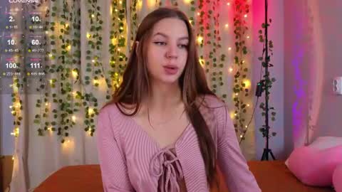 Snapshot of kira_briis chatting on July 2026 07:13:02 PM Kira Briis online show from July 2026 07:13:02 PM