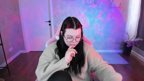 kira online show from April 2026 01:38:01 AM