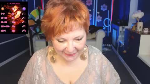 Kira Kennet online show from October 2025 10:12:01 AM