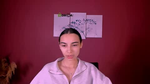 kira_light__ online show from November 2025 07:36:02 PM