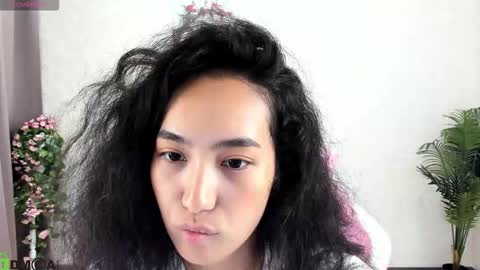 Aura online show from October 2025 06:50:02 AM