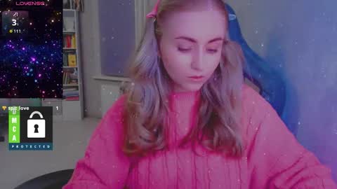 you know thumb up me please its important online show from November 2025 04:18:01 PM