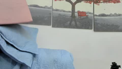 kira online show from March 2025 11:53:02 AM