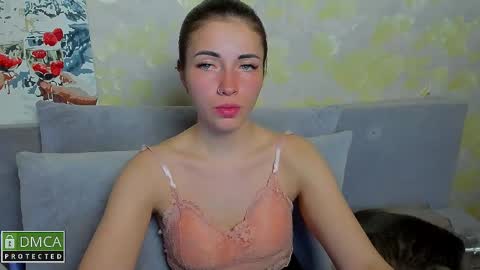 Kira  online show from April 2026 06:46:02 PM