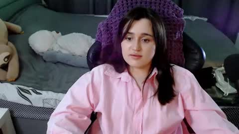 Kira  follow me  online show from February 2025 04:47:02 AM