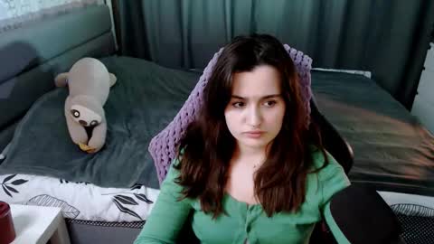 Kira  follow me  online show from March 2025 01:50:02 AM