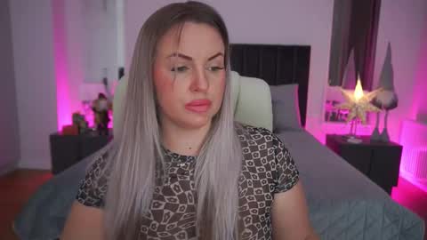 Kira online show from January 2026 09:31:01 PM