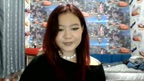 Kira online show from September 2025 06:13:02 PM