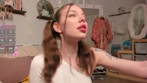 little vampire online show from April 2026 05:16:01 AM