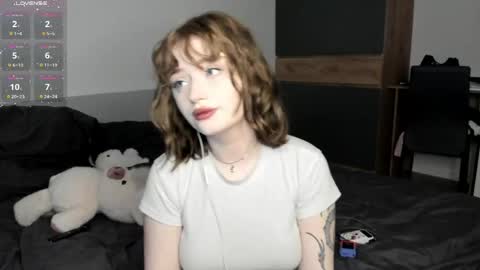 kirameowcam online show from April 2026 08:15:01 PM