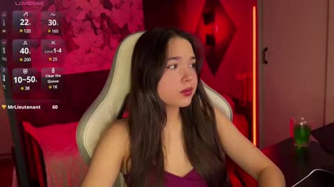 Kira online show from February 2025 08:52:02 AM