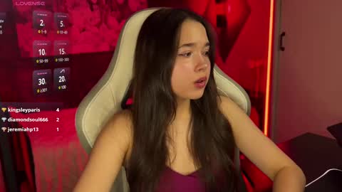 Kira online show from February 2025 11:53:01 AM