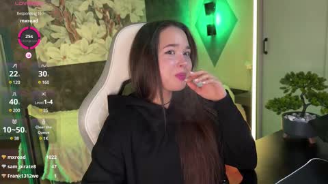 Kira online show from February 2025 12:19:01 PM