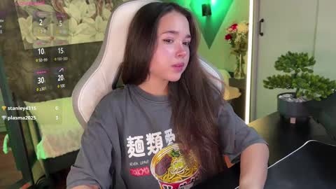 Kira online show from March 2025 01:21:01 PM