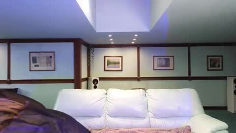  Kira  online show from December 2025 02:51:01 AM