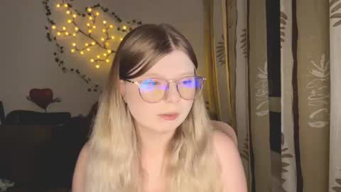 Snapshot of kirayume chatting on August 2026 08:12:02 PM KiraYume online show from August 2026 08:12:02 PM