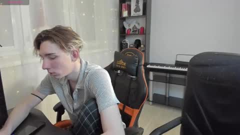 Kirill and Andrey online show from February 2025 07:52:01 PM