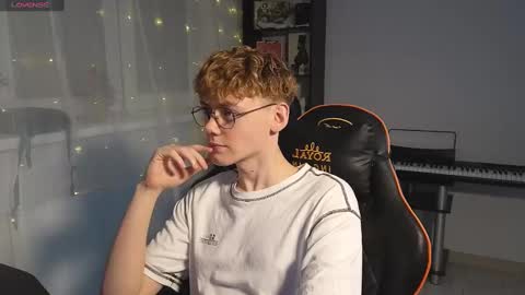 Kirill and Andrey online show from February 2025 05:42:01 PM